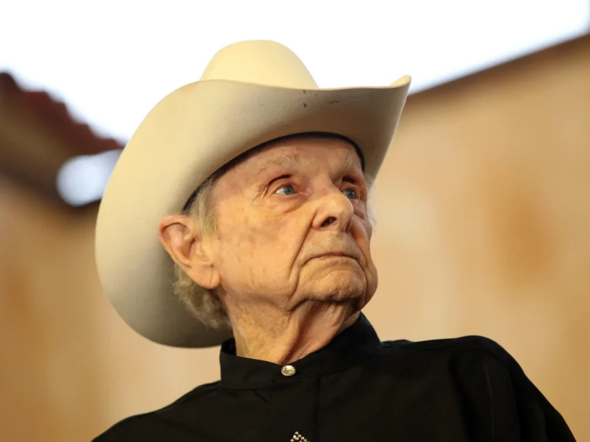 What Is ralph stanley voice model?