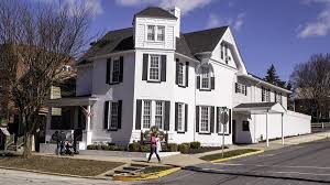 How to Choose the Right;Funeral Home