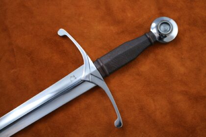 Arming Sword vs Short Sword: Terms, History, and Use