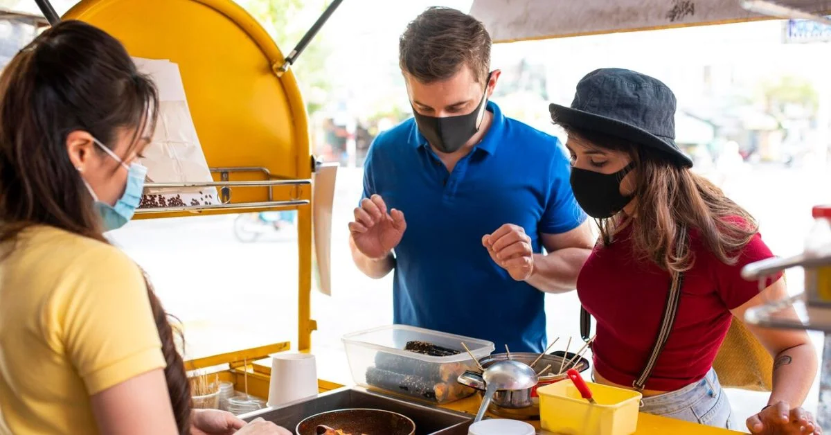 Chinatown Hawker Leftovers Consumption: Food Safety